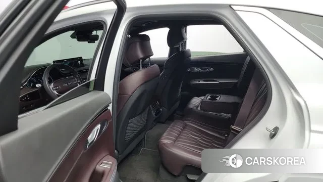 Genesis GV70 2021 Белый из Кореи, фото 3