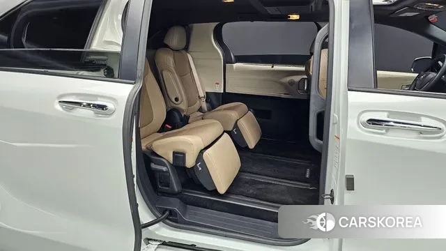 Toyota Sienna 4th Generation 2022 Белый из Кореи, фото 3