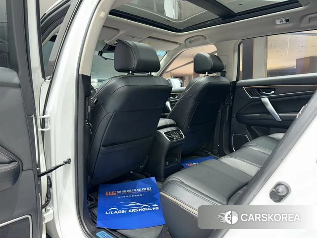 Honda Crown Road 2021 Белый из Китая, фото 3