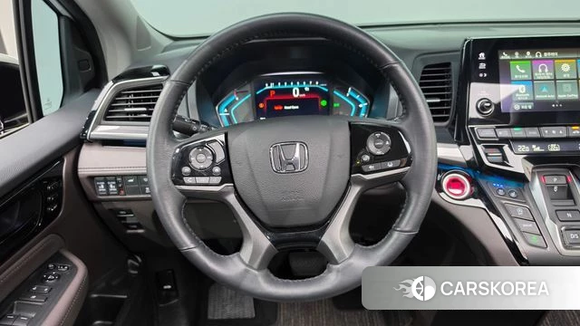 Honda Odyssey 2023 Белый из Кореи, фото 3