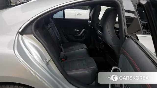 Mercedes-Benz CLA-Class C118 2023 Серебряный из Кореи, фото 3