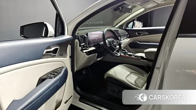 Kia Sportage 5th Generation 2023 Белый из Кореи, фото 3