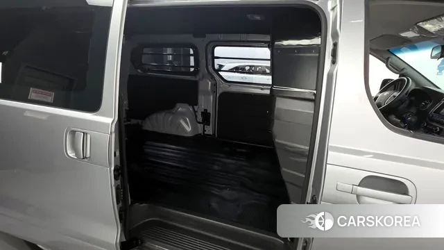 Hyundai The New Grand Starex 2021 Серебряный из Кореи, фото 3