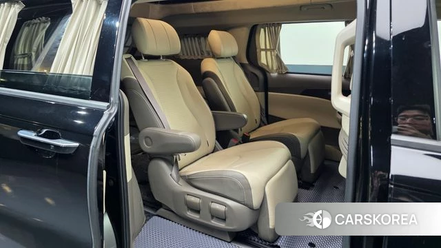 Kia Carnival 4th generation 2022 Черный из Кореи, фото 3