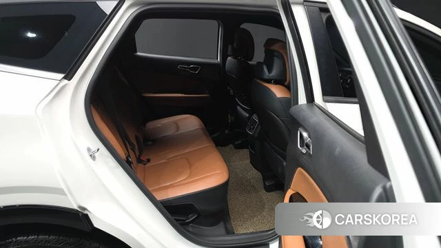 Kia Sportage 5th Generation Hybrid 2022 Белый из Кореи, фото 3