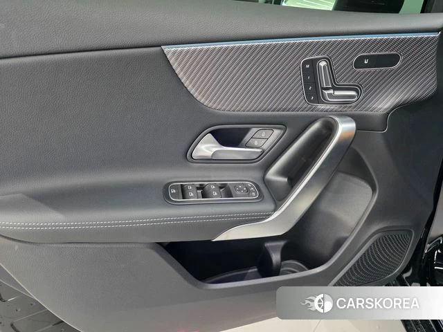 Mercedes-Benz A-Class W177 2025 Черный из Кореи, фото 3