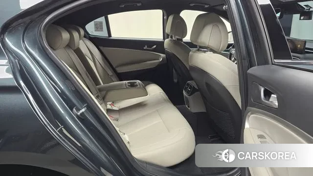 Genesis The New G70 Shooting Brake 2023 Серый из Кореи, фото 3