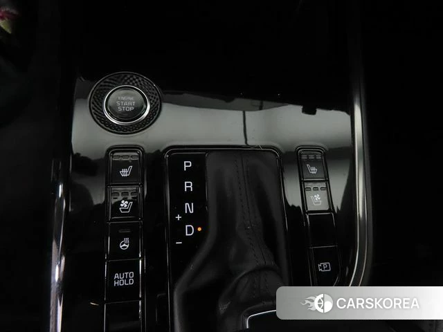 Kia Di Ol Nu Niro 2022 Темно-зеленый из Кореи, фото 3