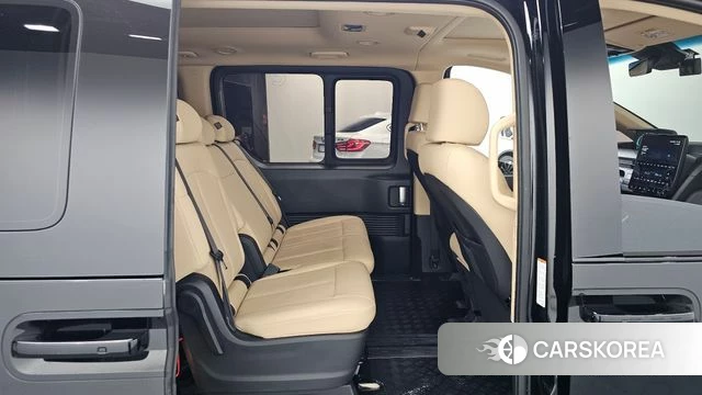 Hyundai Staria 2024 Черный из Кореи, фото 3