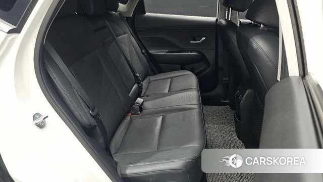 Hyundai Kona Hybrid (SX2) 2023 Белый из Кореи, фото 3