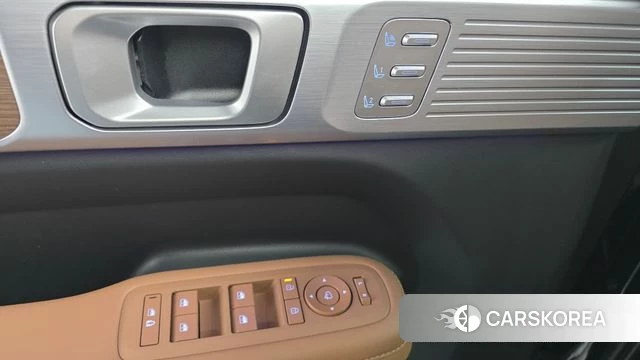 Hyundai Santa Fe (MX5) 2023 Черный из Кореи, фото 3