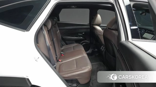 Hyundai Tucson Hybrid (NX4) 2022 Белый из Кореи, фото 3