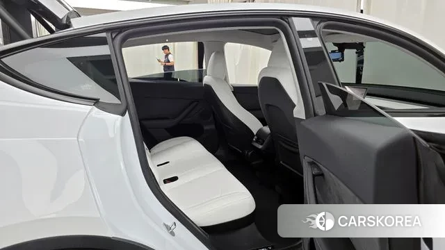 Tesla Model Y 2024 Белый из Кореи, фото 3