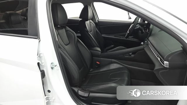 Hyundai Avante (CN7) 2022 Белый из Кореи, фото 3
