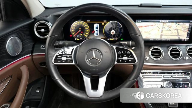 Mercedes-Benz E-Class W213 2019 Белый из Кореи, фото 3