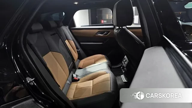 Land Rover Range Rover Velar 2024 Черный из Кореи, фото 3