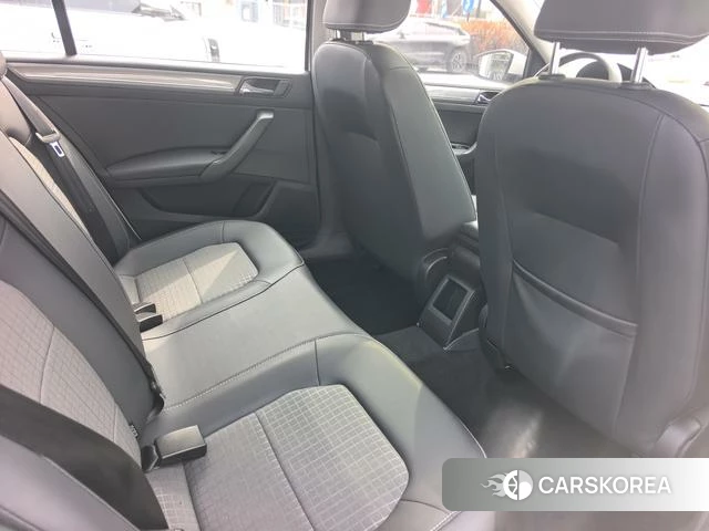 Volkswagen Santana 2018 Белый из Китая, фото 3