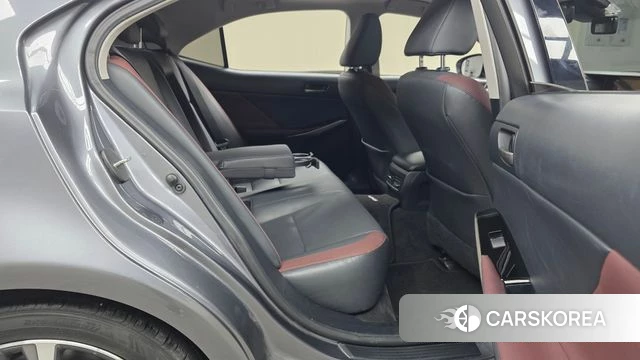 Lexus New IS300 2019 Серый из Кореи, фото 3
