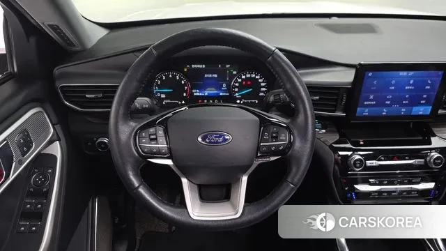 Ford Explorer 6th Generation 2021 Белый из Кореи, фото 3