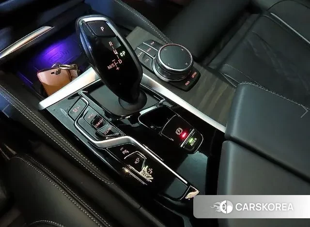 BMW 6 Series GT (G32) 2024 Черный из Кореи, фото 3