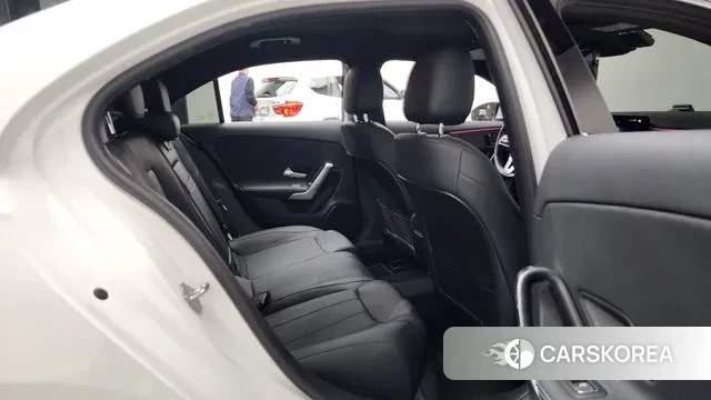 Mercedes-Benz A-Class W177 2022 Белый из Кореи, фото 3