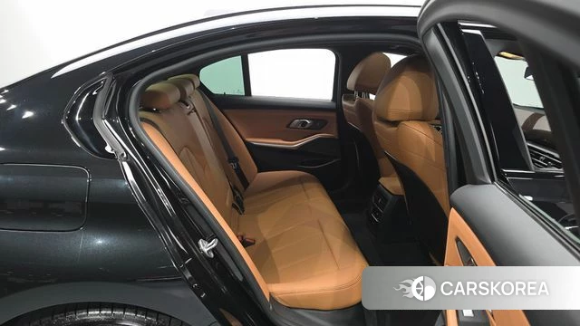 BMW 3 Series (G20) 2024 Черный из Кореи, фото 3