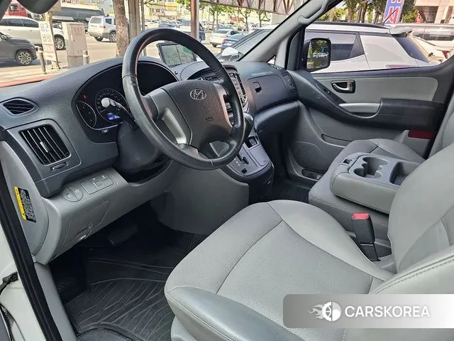 Hyundai The New Grand Starex 2018 Белый из Кореи, фото 3