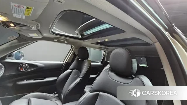 Mini Cooper Clubman 2020 Жемчужный цвет из Кореи, фото 3
