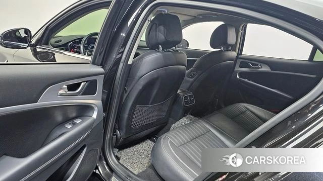 Genesis G70 2018 Черный из Кореи, фото 3