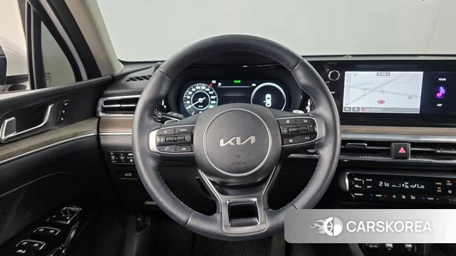 Kia K5 3rd generation 2023 Белый из Кореи, фото 3