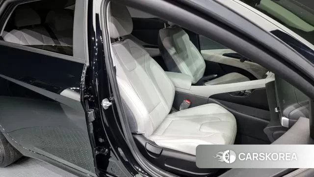 Hyundai Avante (CN7) 2020 Черный из Кореи, фото 3