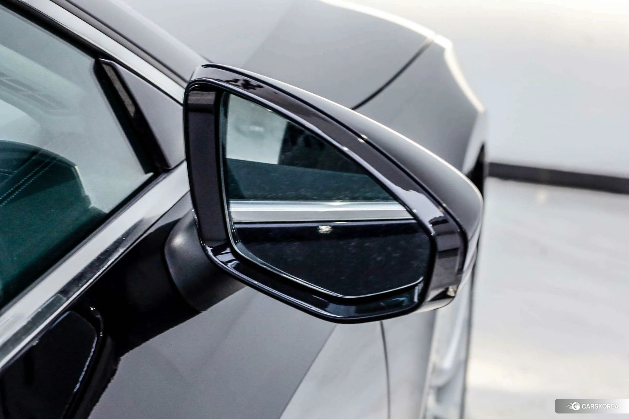 Audi A7L 2023 Черный из Китая, фото 3
