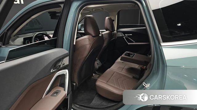 BMW X1 (U11) 2025 Синий нефрит из Кореи, фото 3