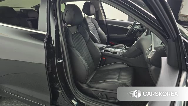 Genesis G70 2019 Черный из Кореи, фото 3