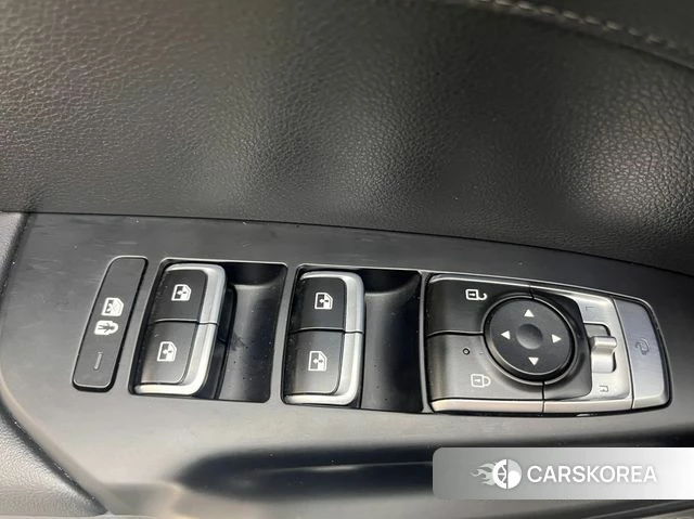 Kia K5 3rd generation 2022 Серебристо-серый из Кореи, фото 3