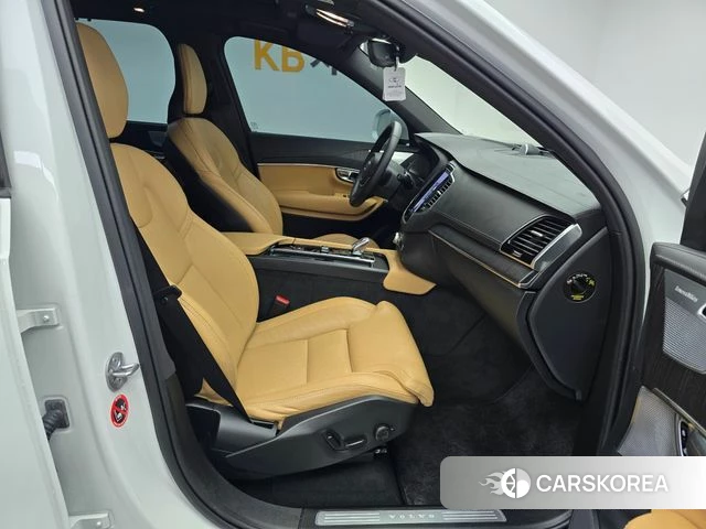 Volvo XC90 second Generation 2025 Белый из Кореи, фото 3