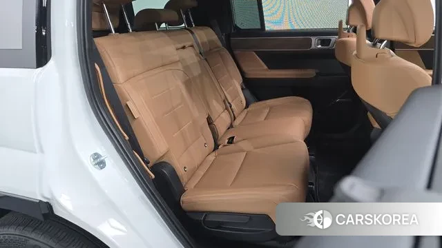 Hyundai Santa Fe (MX5) 2023 Белый из Кореи, фото 3