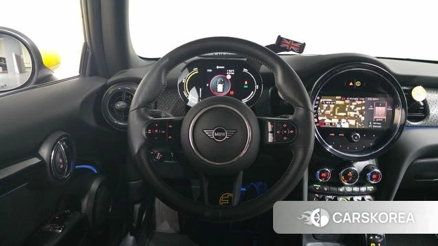 Mini Cooper Electric 2022 Серебристо-серый из Кореи, фото 3