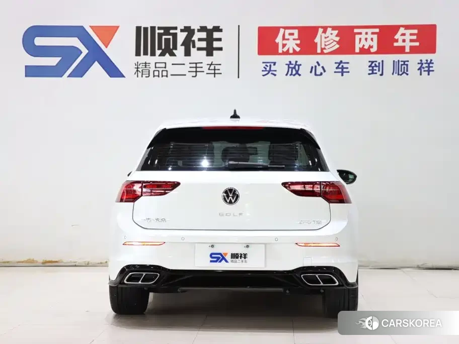 Volkswagen Golf 2024 Белый из Китая, фото 3