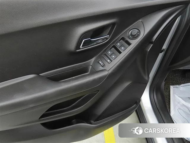 Chevrolet (GM Daewoo) The New Trax 2018 Серебряный из Кореи, фото 3