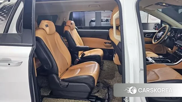 Kia Carnival 4th generation 2023 Белый из Кореи, фото 3