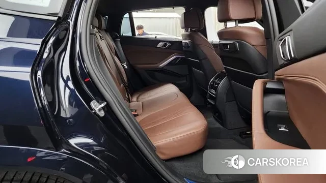 BMW X6 (G06) 2024 Черный из Кореи, фото 3