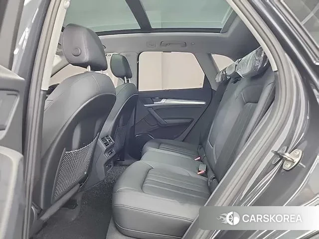 Audi Q5 (FY) 2023 Серый из Кореи, фото 3