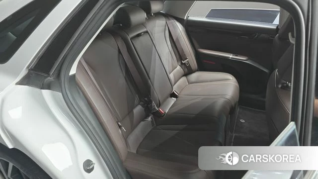 Hyundai Grandeur (GN7) 2023 Белый из Кореи, фото 3