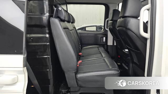 Hyundai Staria 2021 Белый из Кореи, фото 3