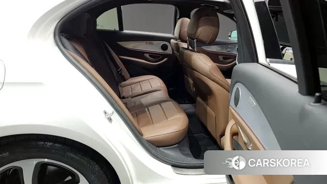 Mercedes-Benz E-Class W213 2020 Белый из Кореи, фото 3