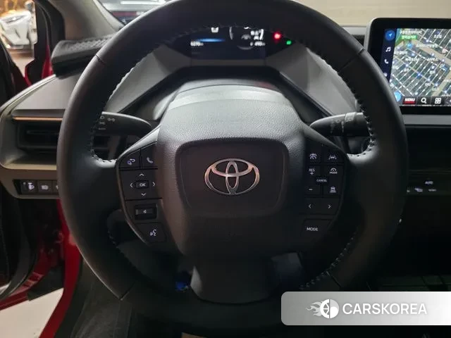 Toyota Prius 5th Generation 2024 Красный из Кореи, фото 3