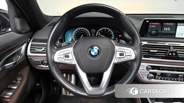 BMW 7 Series (G11) 2018 Черный из Кореи, фото 3