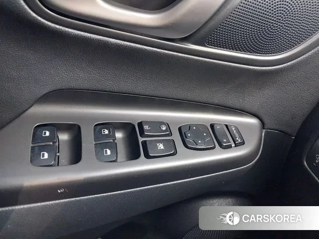 Hyundai Kona 2019 Белый из Кореи, фото 3