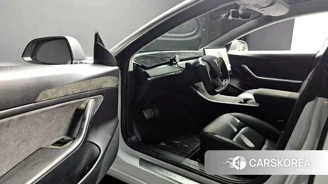 Tesla Model 3 2020 Белый из Кореи, фото 3